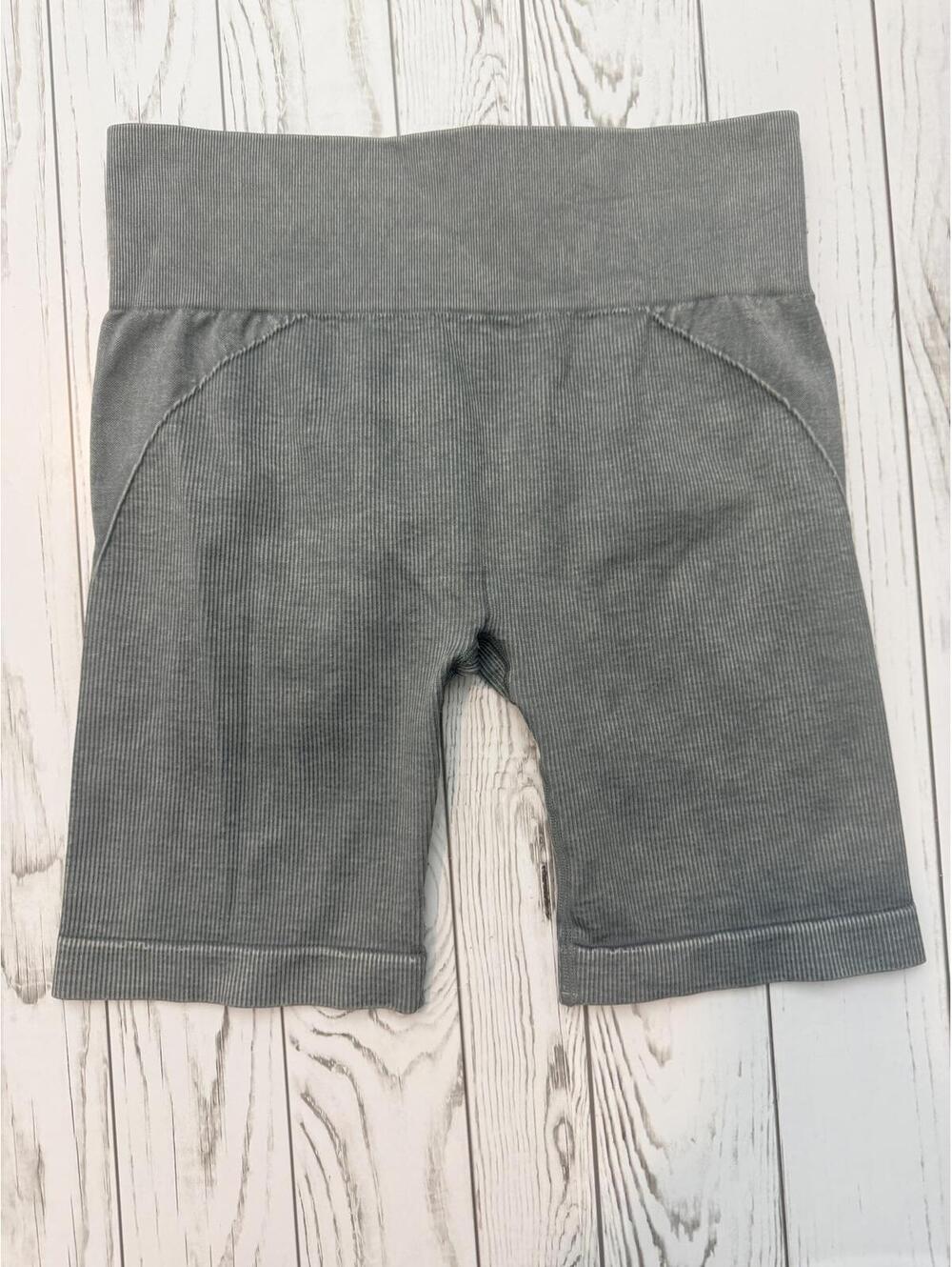 Mono B Women’s Medium Gray Ribbed Biker Shorts High Rise